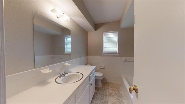 Building Photo - 1917 Yarborough Dr