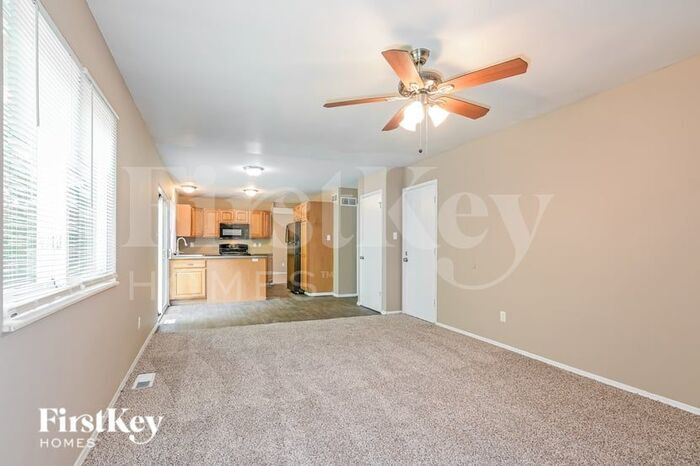Building Photo - 6821 Chilham Dr