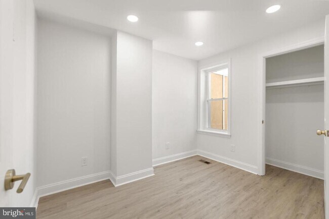 Building Photo - 1226 S 22nd St