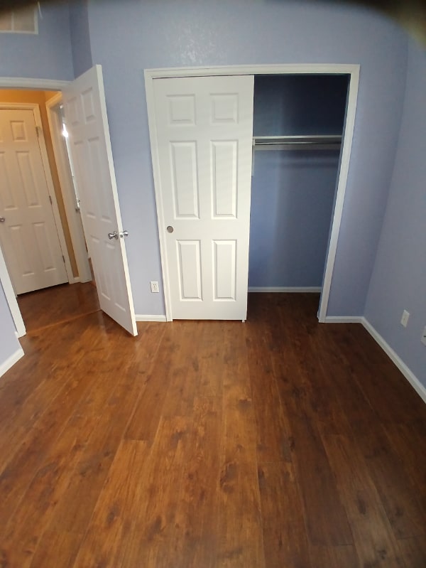 Building Photo - 8144 Cedar Chase Dr