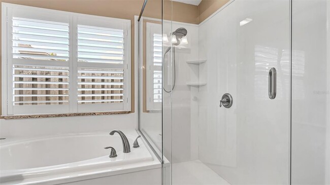 Building Photo - 9918 Hartwell Bridge Cir