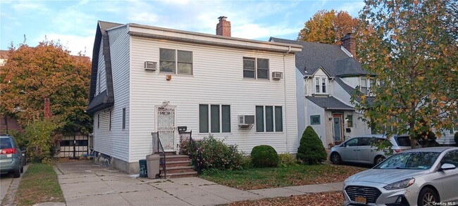 Building Photo - 84-31 117th St