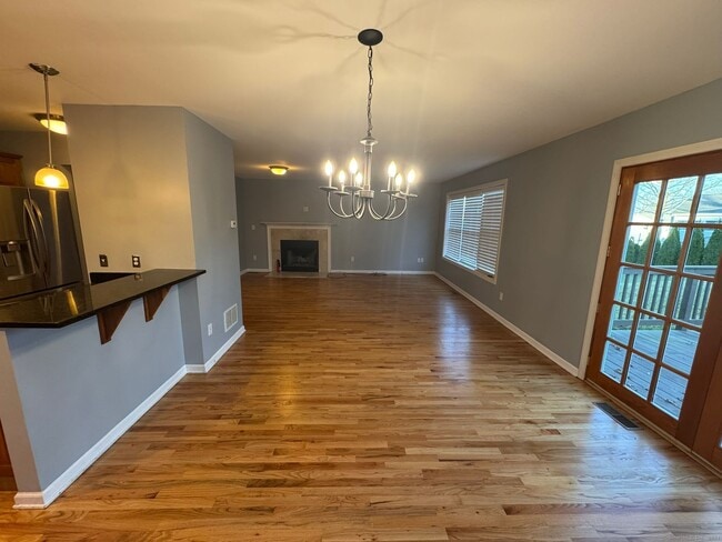 Building Photo - 59 Gilbert Ln