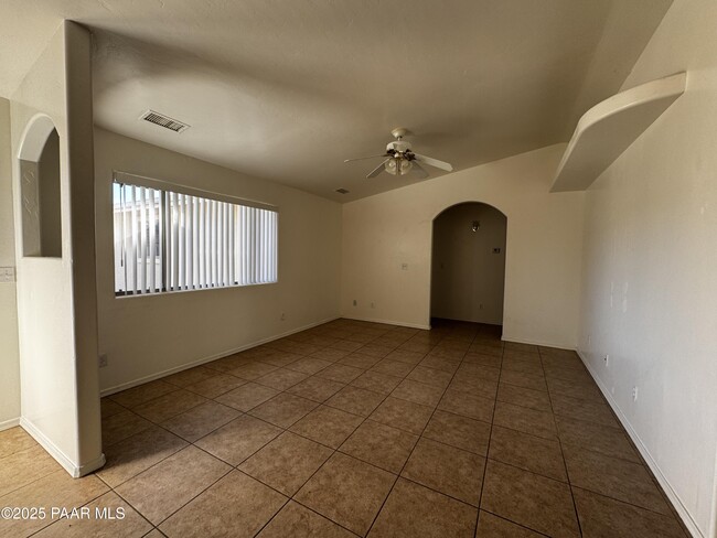 Building Photo - 8330 E Manley Dr