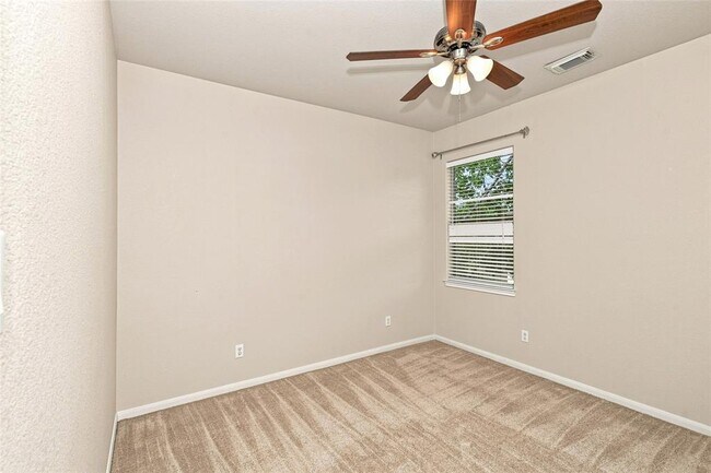 Building Photo - 11400 W Parmer Ln