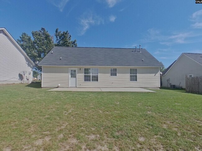 Building Photo - 1335 May Oak Cir