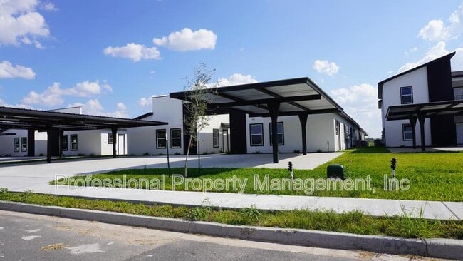 Building Photo - 2908 Charlie Rd