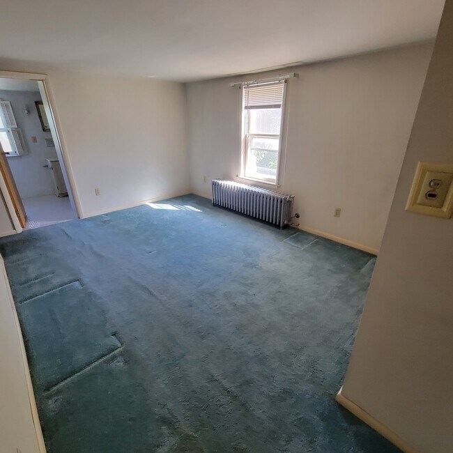 Building Photo - 309 Chestnut St