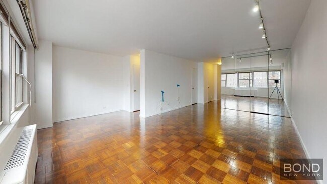 Building Photo - 0 bedroom in New York NY 10016