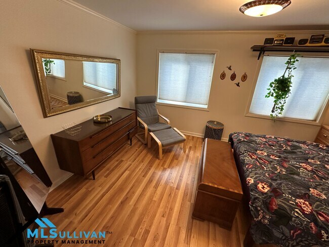 Building Photo - 1516 London Cir