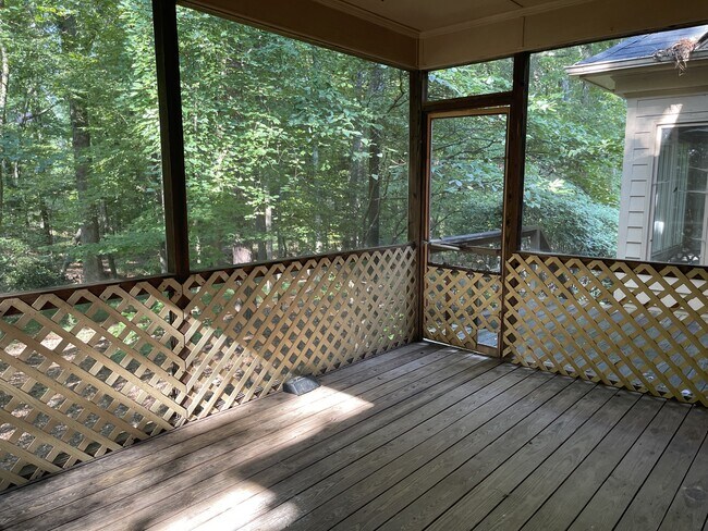 Building Photo - 163 Bent Tree Dr