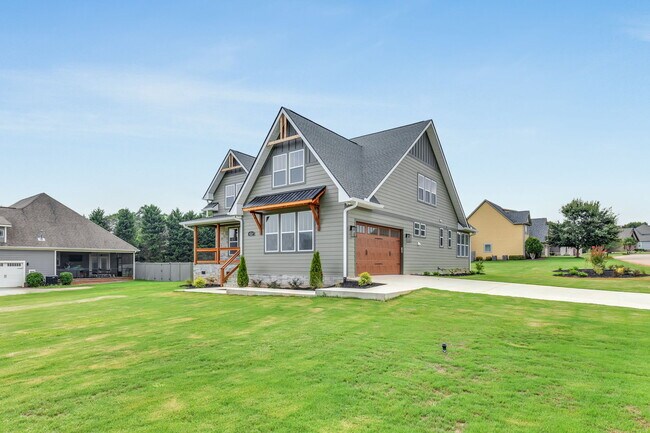 Building Photo - 117 Carshalton Dr