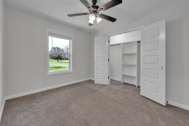 Building Photo - 313 County Rd 805A