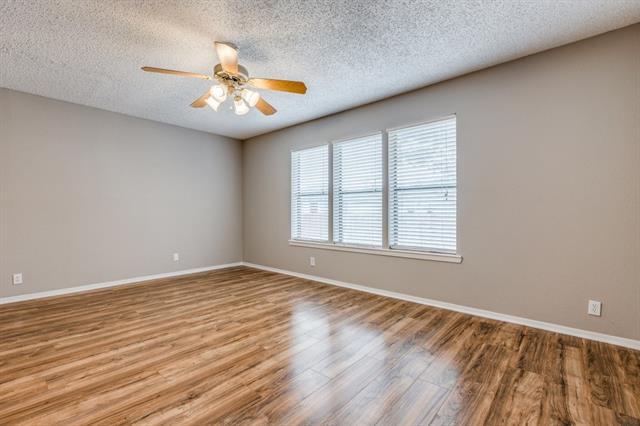 Building Photo - 312 Mockingbird Ln