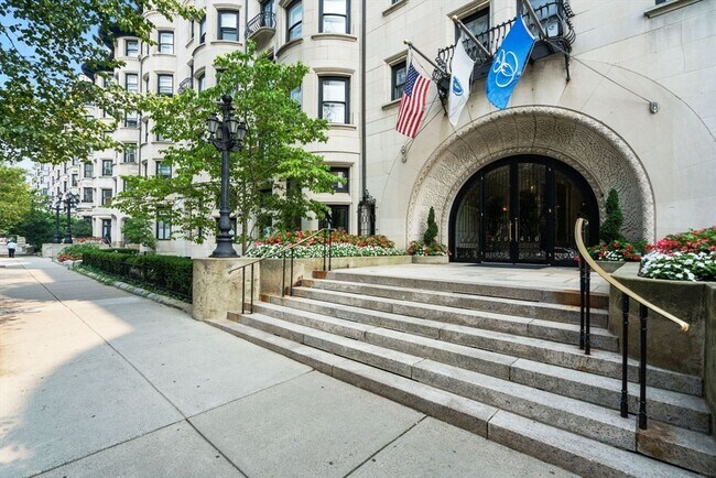 Building Photo - 416 Commonwealth Ave