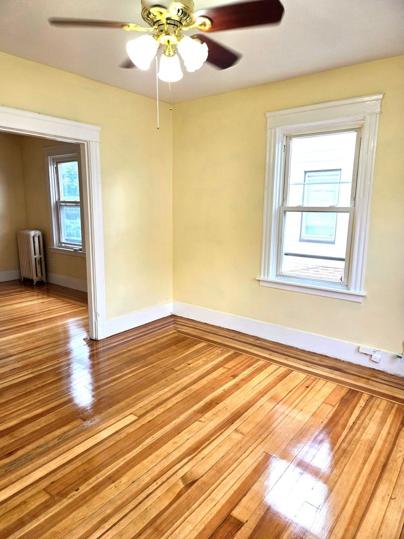 Building Photo - 118 Chad Brown St