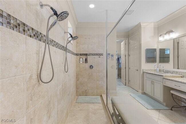Building Photo - 2736 Lambay Ct