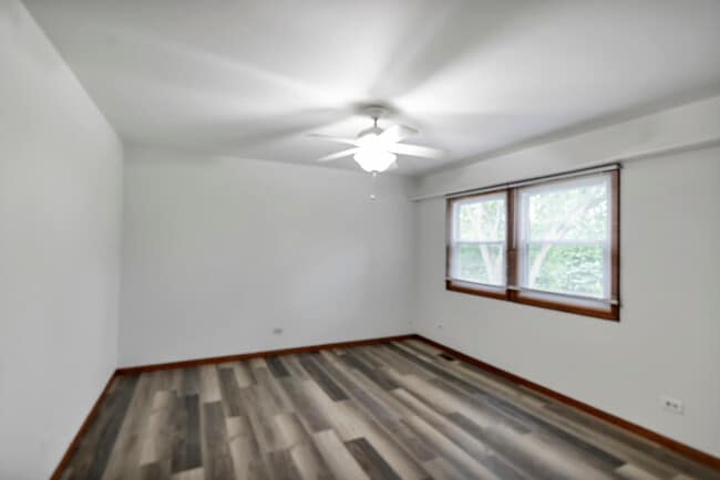 Building Photo - 30W274 Brighton Ct