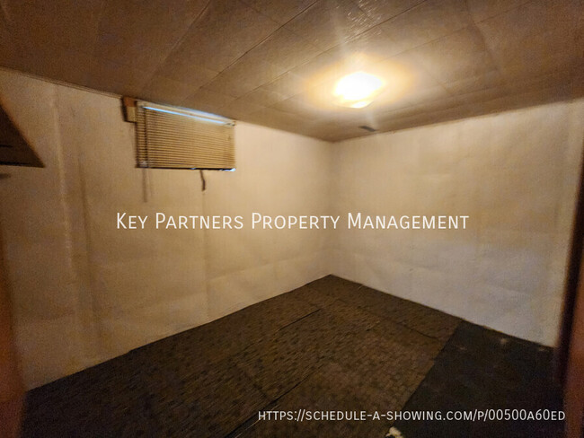 Building Photo - 10710 W 91st Terrace