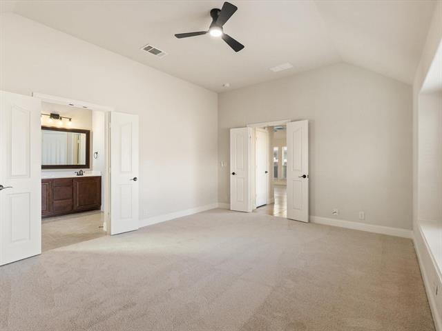 Building Photo - 2106 Hanakoa Falls Dr