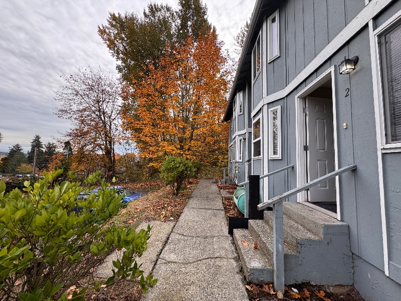 Building Photo - 2907 E M St