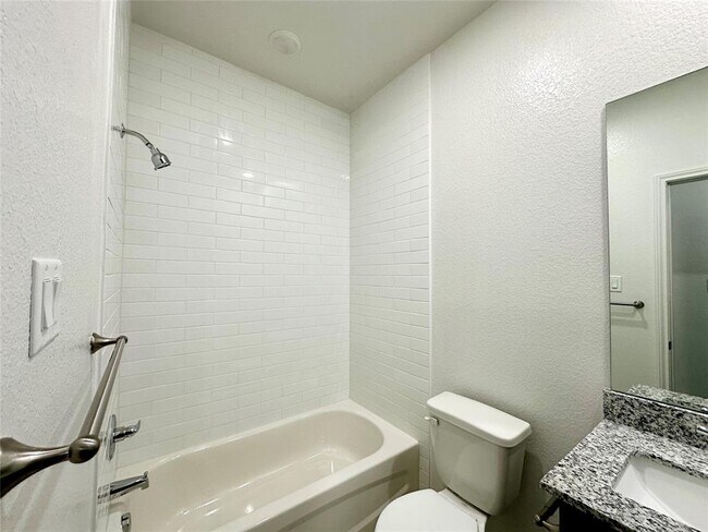 Building Photo - 101 Riptide Dr