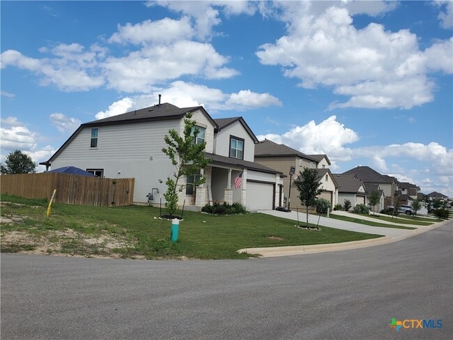 Building Photo - 1724 Stone House