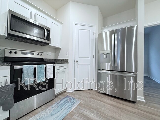 Building Photo - 4136 Trevino Dr