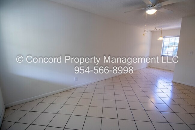 Building Photo - ASK ABOUT OUR SPECIALS! 2/1.5 Townhouse St...