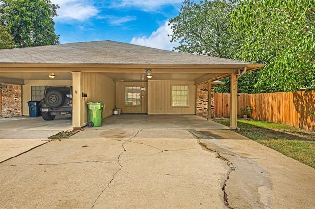 Building Photo - 1507 Bellaire Dr