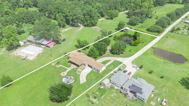 Building Photo - 319 S Skains Chapel Rd