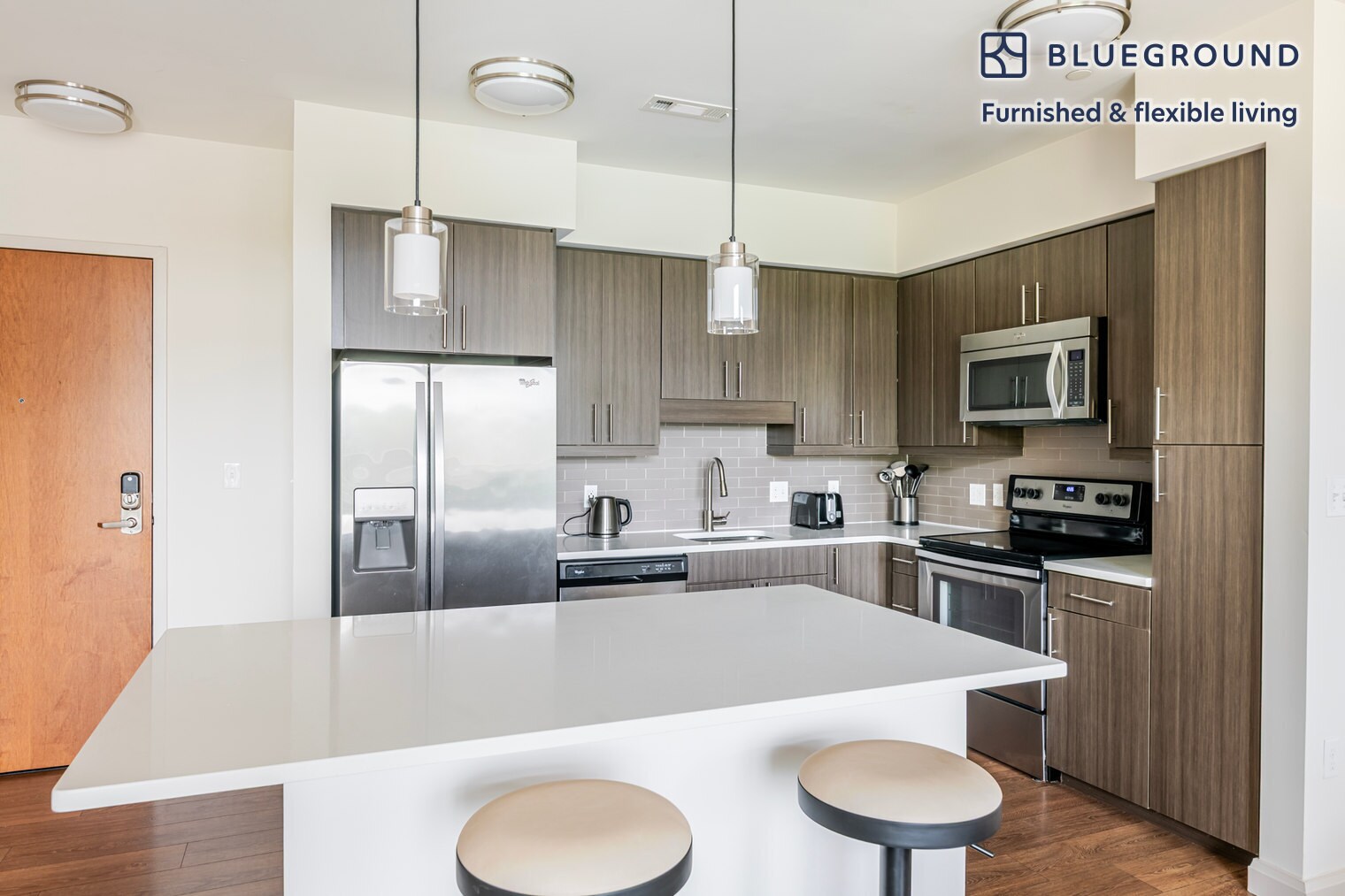 Building Photo - 36 River St