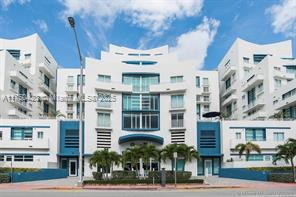 Building Photo - 7600 Collins Ave