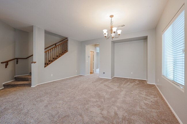 Building Photo - 4 bed, 3.5 bath house in Stetson Valley, Phoenix