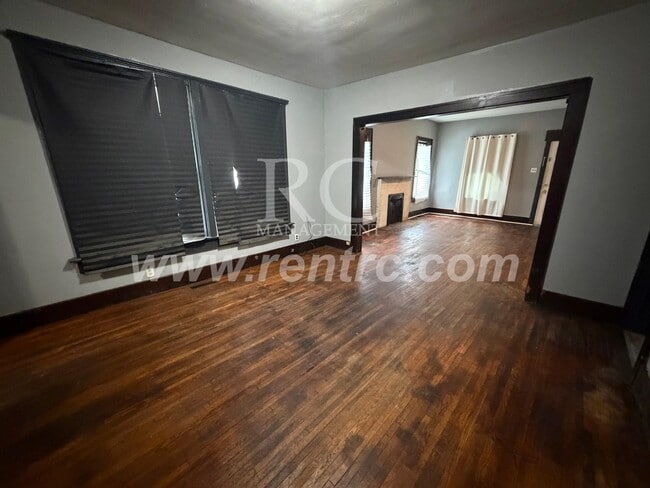 Building Photo - 619 Harmon-