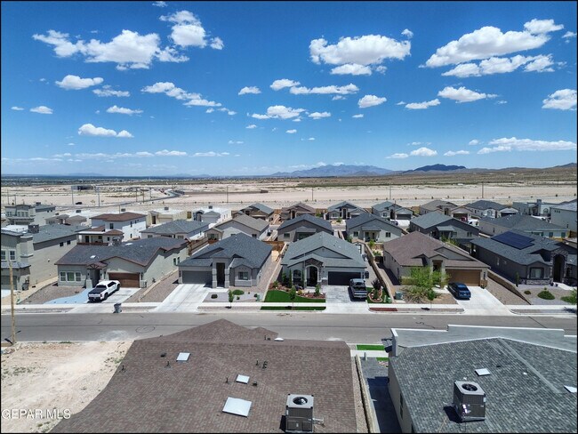 Building Photo - 2358 Enchanted Gem
