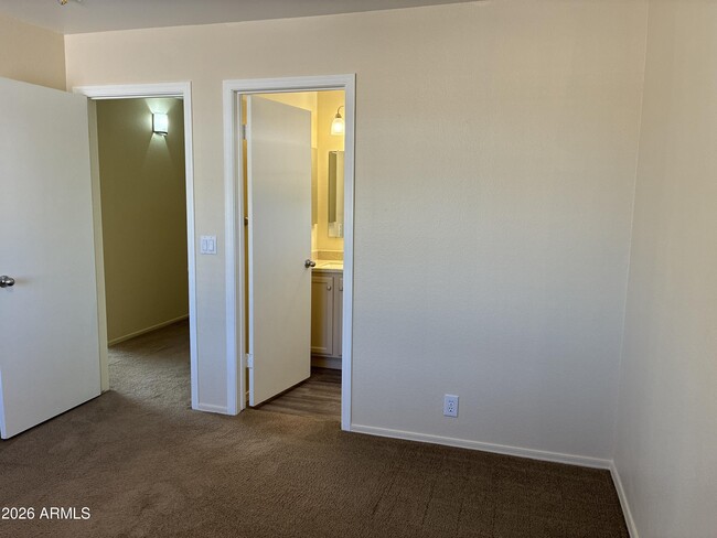 Building Photo - 16545 N 157th Ave