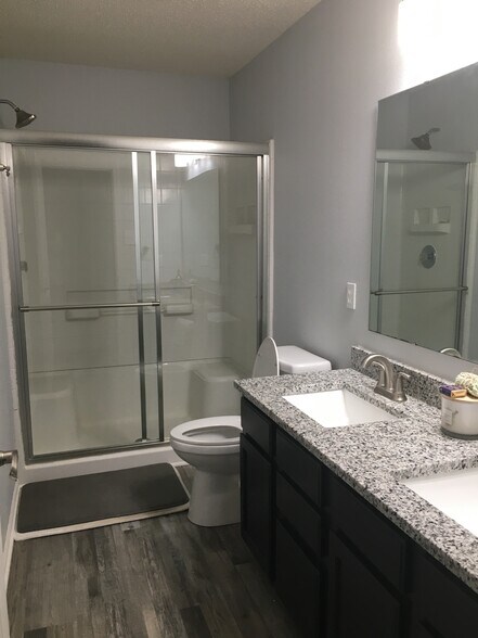 Building Photo - 908 Bentgrass Dr