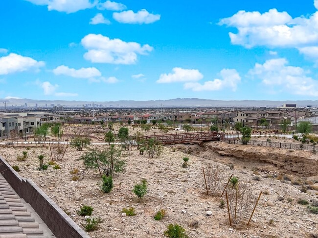 Building Photo - 11655 Redwood Mountain Ave