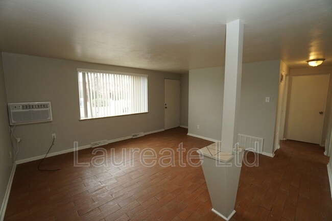 Building Photo - 673 Miller Ct