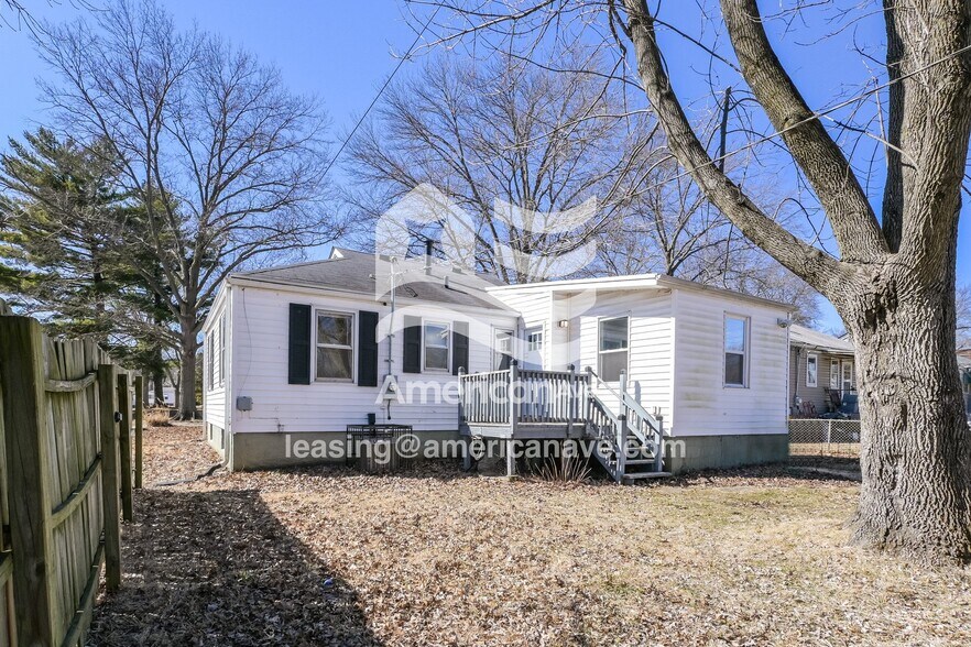 Building Photo - 7731 Bloom Dr