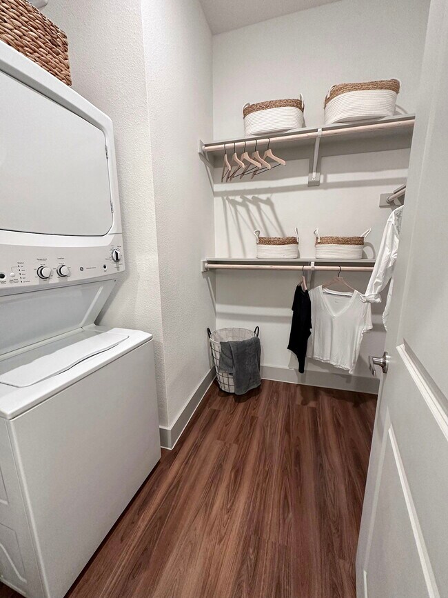 Building Photo - 127 Roberts Cut Off Rd