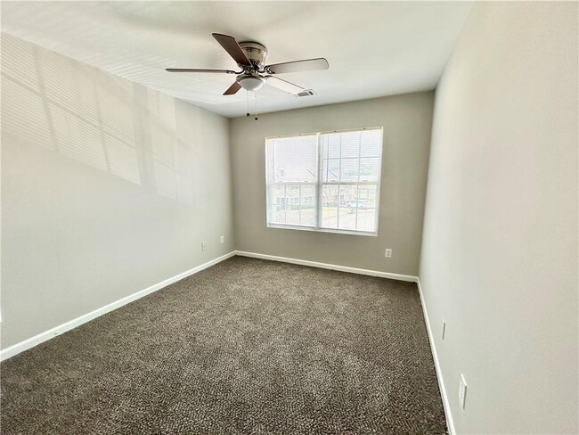 Building Photo - 845 Store House Ct