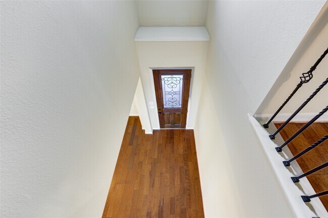 Building Photo - 26311 Parkman Grove Dr