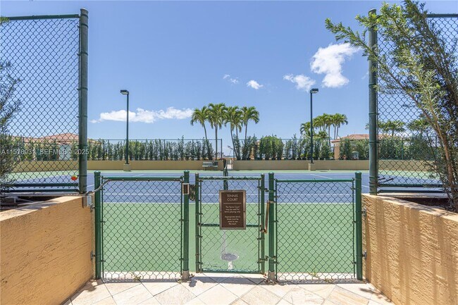 Building Photo - 90 Alton Rd