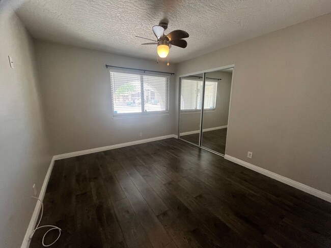 Building Photo - Beautiful Home available now