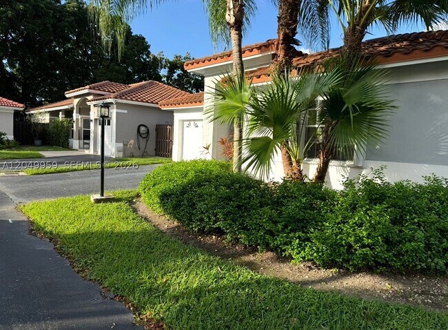 Building Photo - 5758 NW 97th Pl