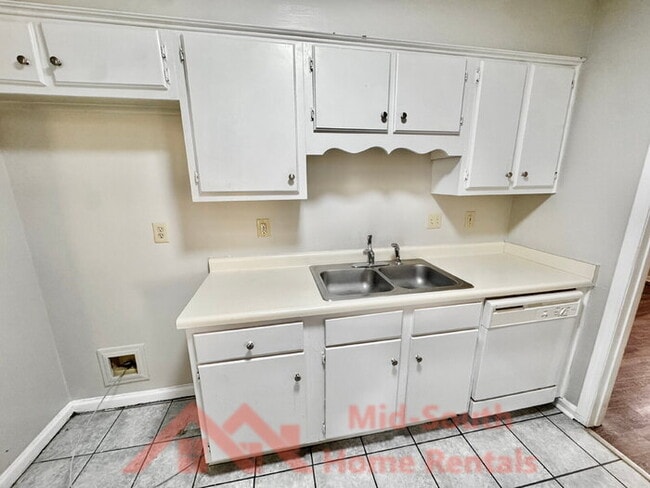 Building Photo - 7312 Countryside Road