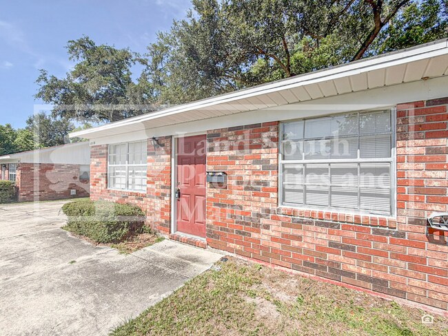 Building Photo - 1703 King Ave