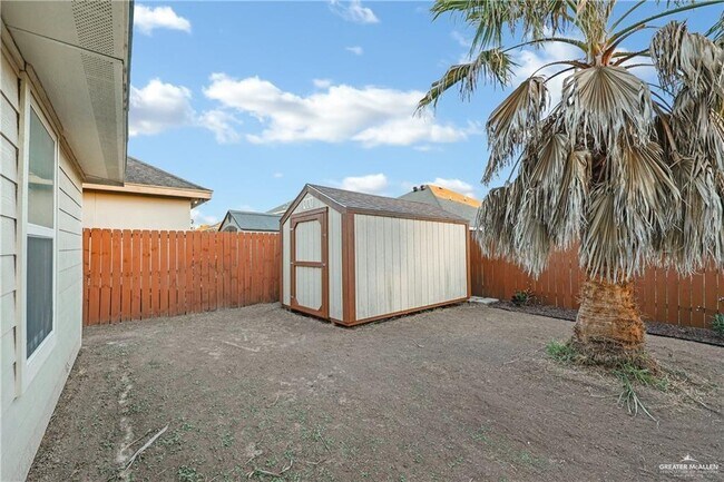 Building Photo - 2308 Water Willow Dr